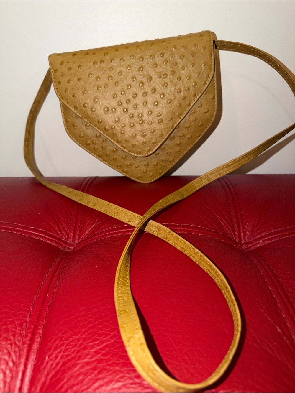Vintage Brio Tan Ostrich Three Way Shoulder Crossbody Clutch Bag